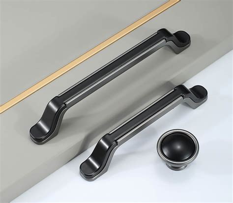 types of black cabinet pulls